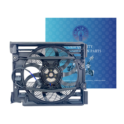 E39 라디에이터 팬 300W 전기 팬 라디에이터 냉각 팬 집합 엔진 모델