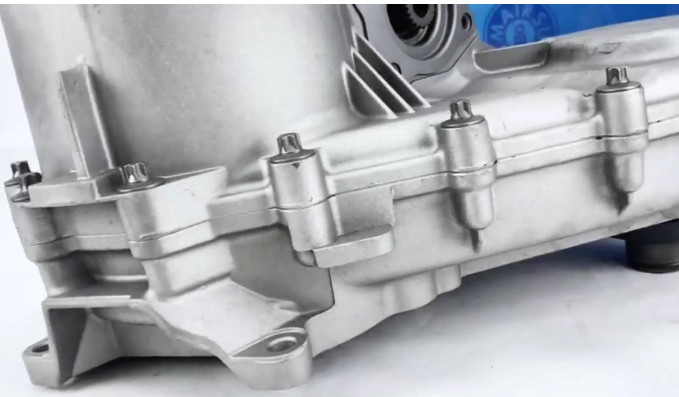 OE NO ATC700 전송 케이스 BMW X5 E70 X6 E71 자동 변속기 시스템 27107599886